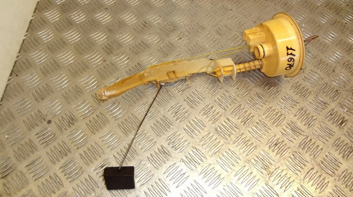 Capteur niveau carburant BMW X5 E53 6763829