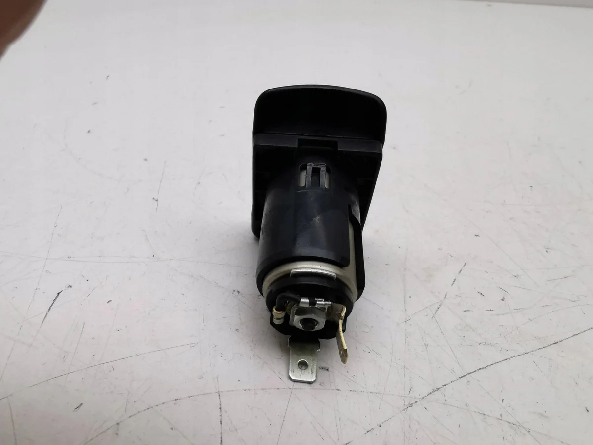 12V Aansluiting Mitsubishi Outlander AMD125595 image 5