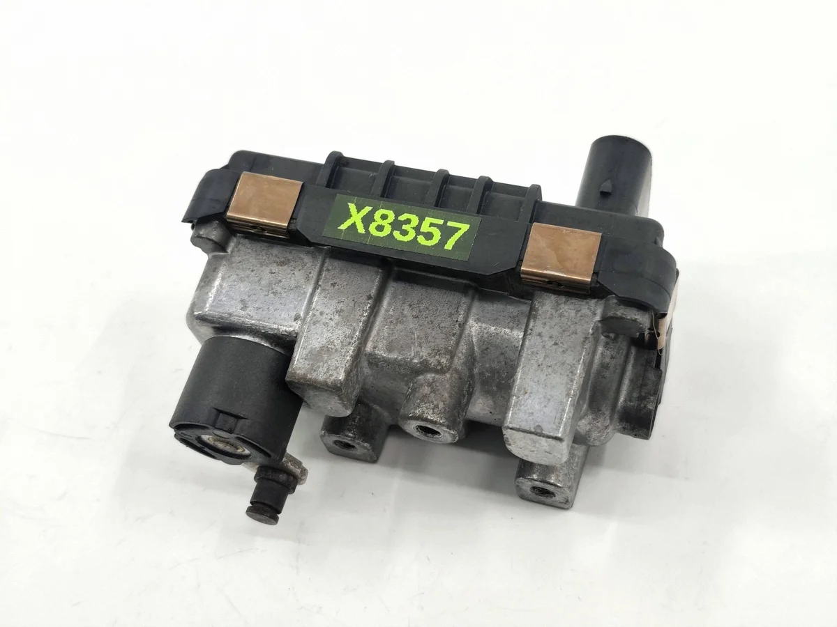 Actionneur de turbocompresseur Ford Mondeo MK3 2.0 TDCI 6NW008412
