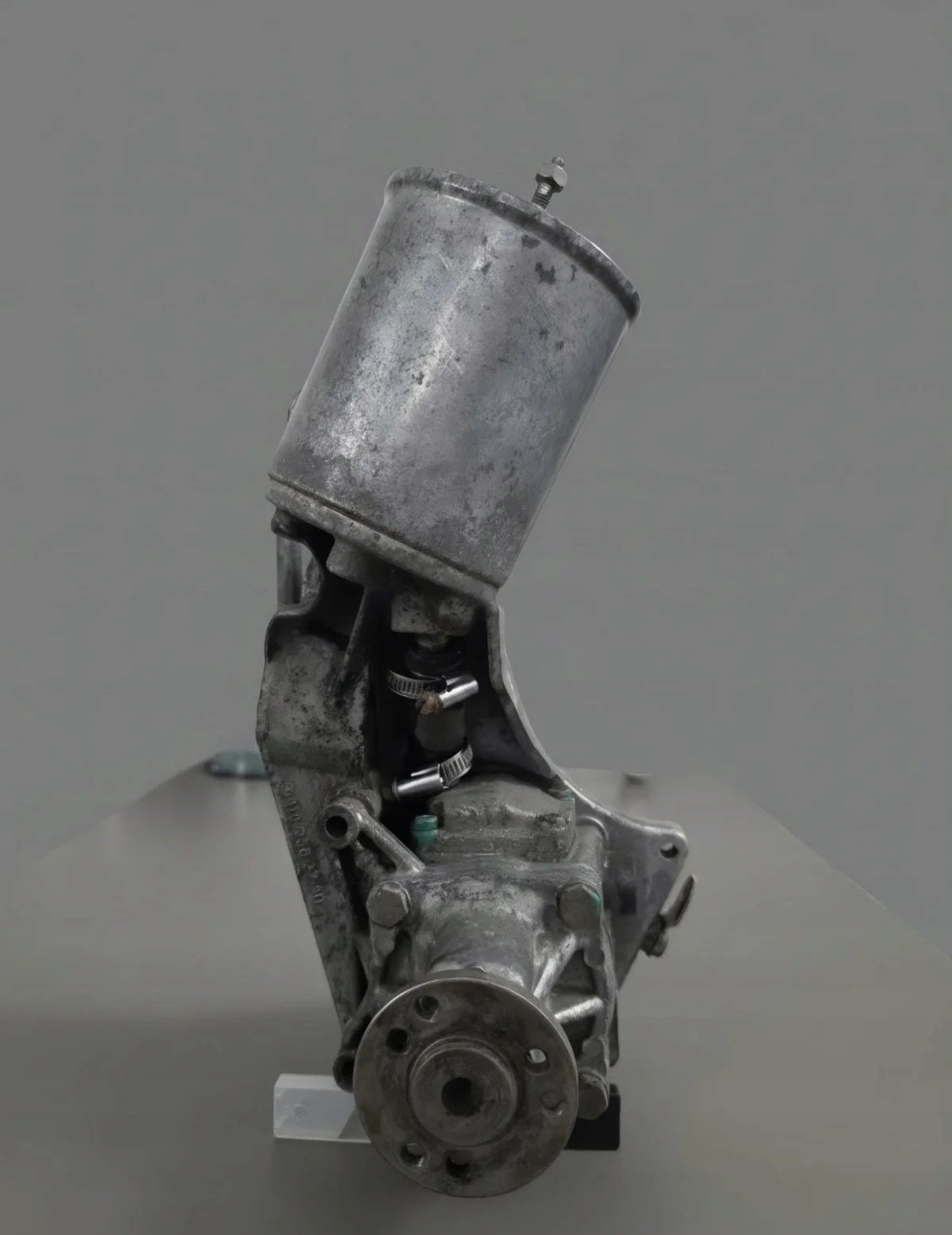 Ohjaustehostimen pumppu Mercedes R129 1294602680
