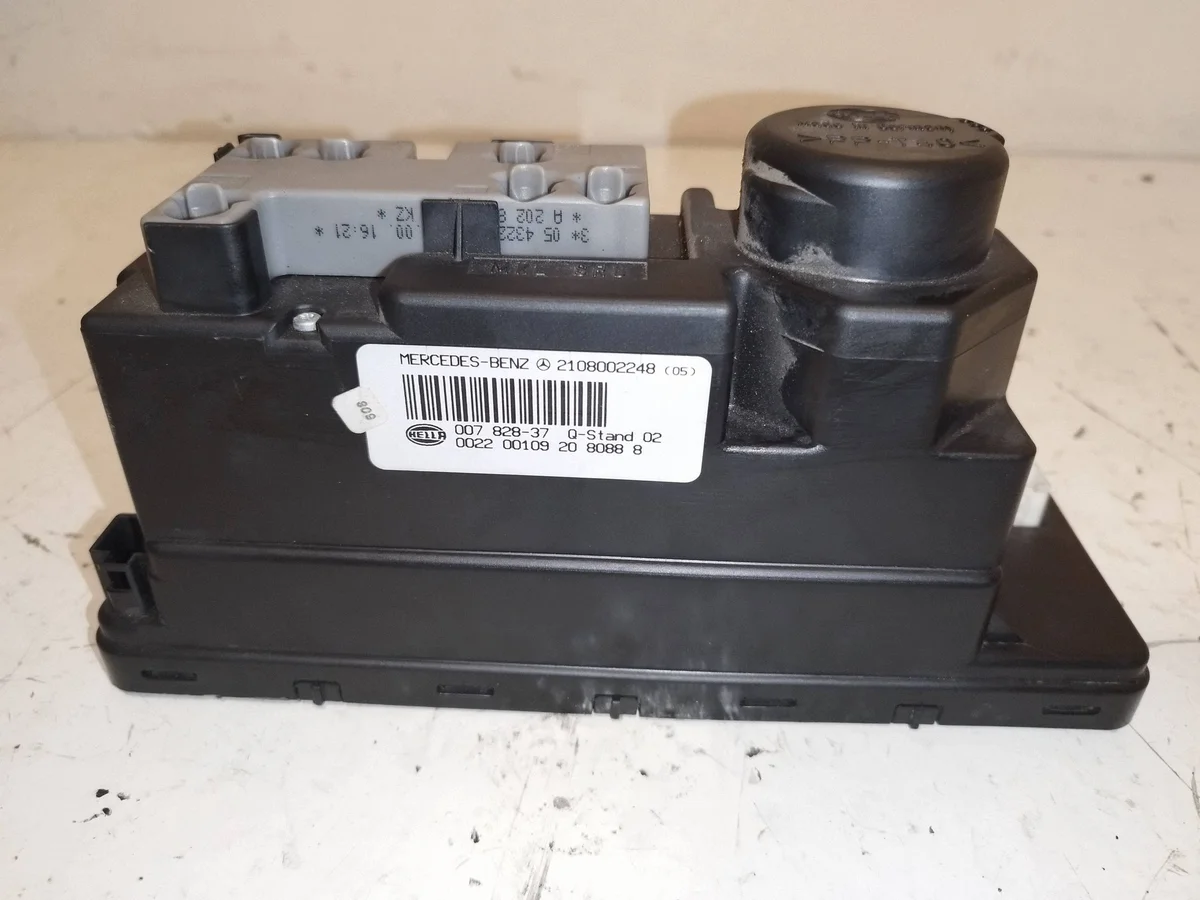 Central Locking Pump Mercedes W210 2108002248