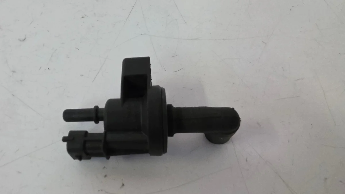 Electroválvula Opel Corsa D 1.4 55566514