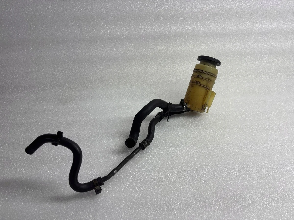 Bouchon réservoir direction assistée Opel Frontera B 8971689740