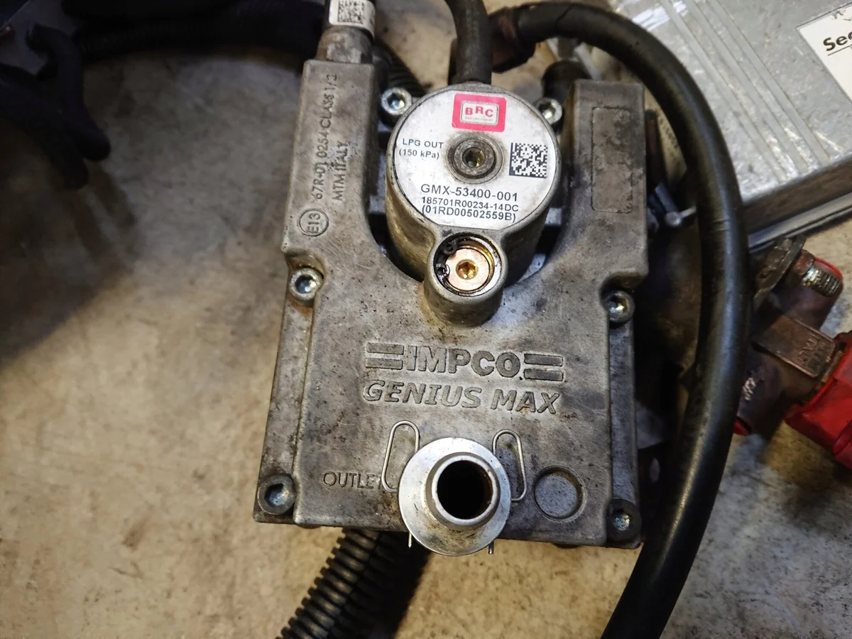 Johtosarja BMW X5 E70 13647252721 image 3