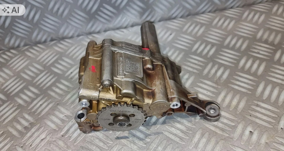 BMW Oliepomp 7545939