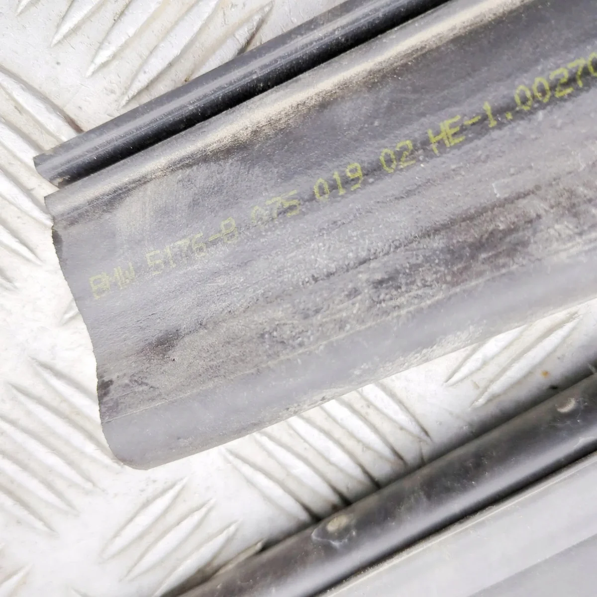 Joint de pare-brise BMW M4 G82 8075019 image 6
