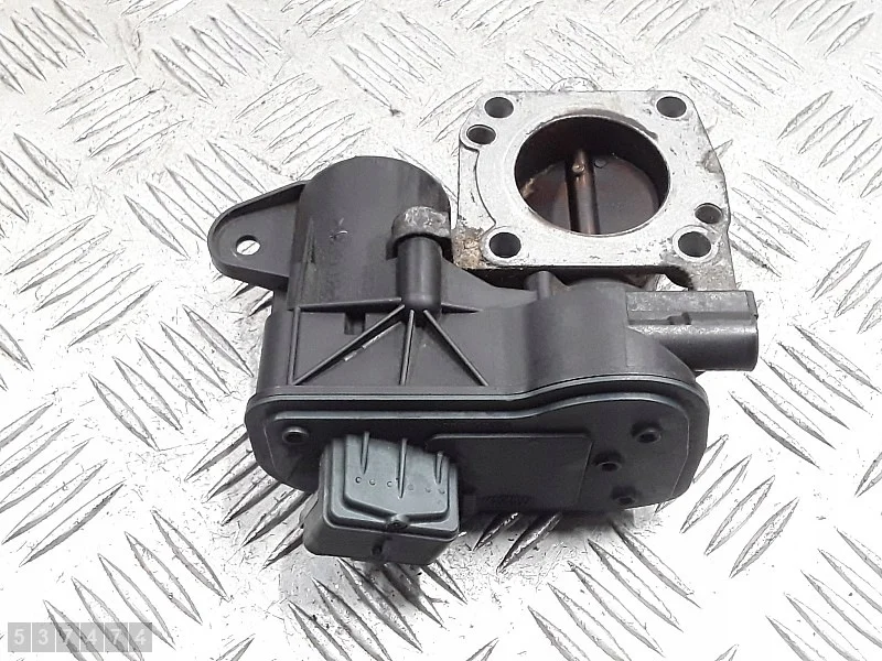 Peugeot 2008 Drosselklappenstutzen 9673622380 image 8