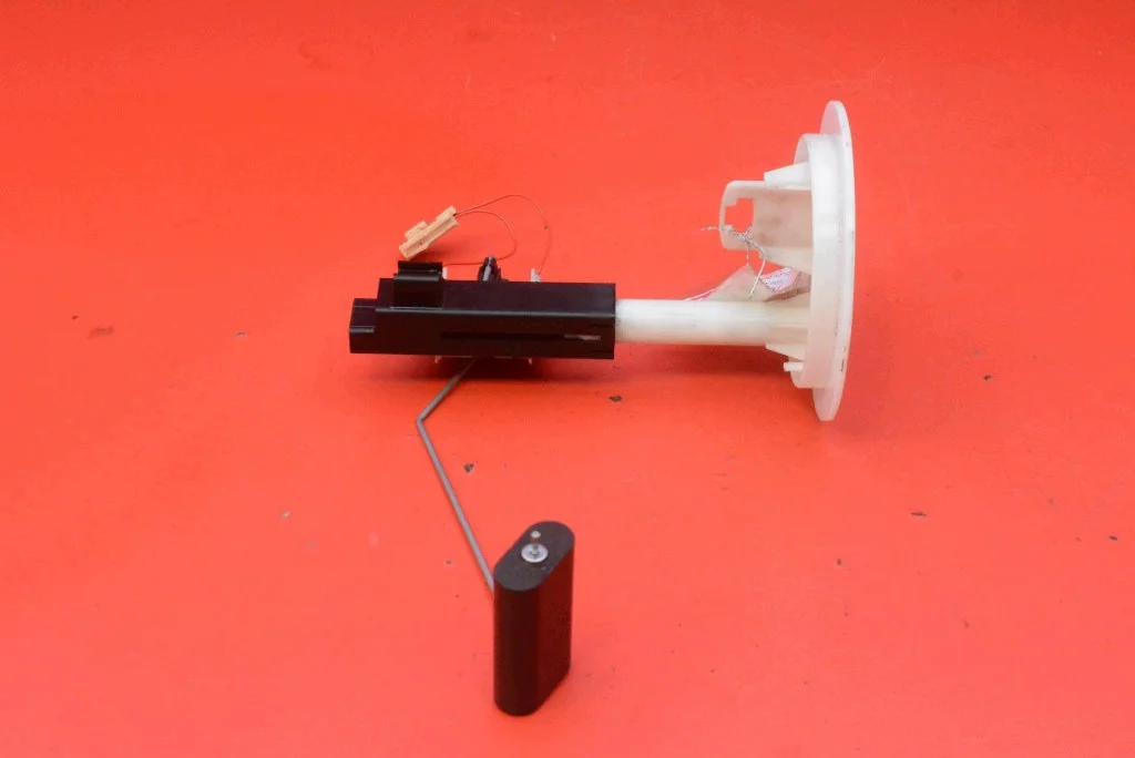 Polttoainetason anturi Volvo XC60 31274671