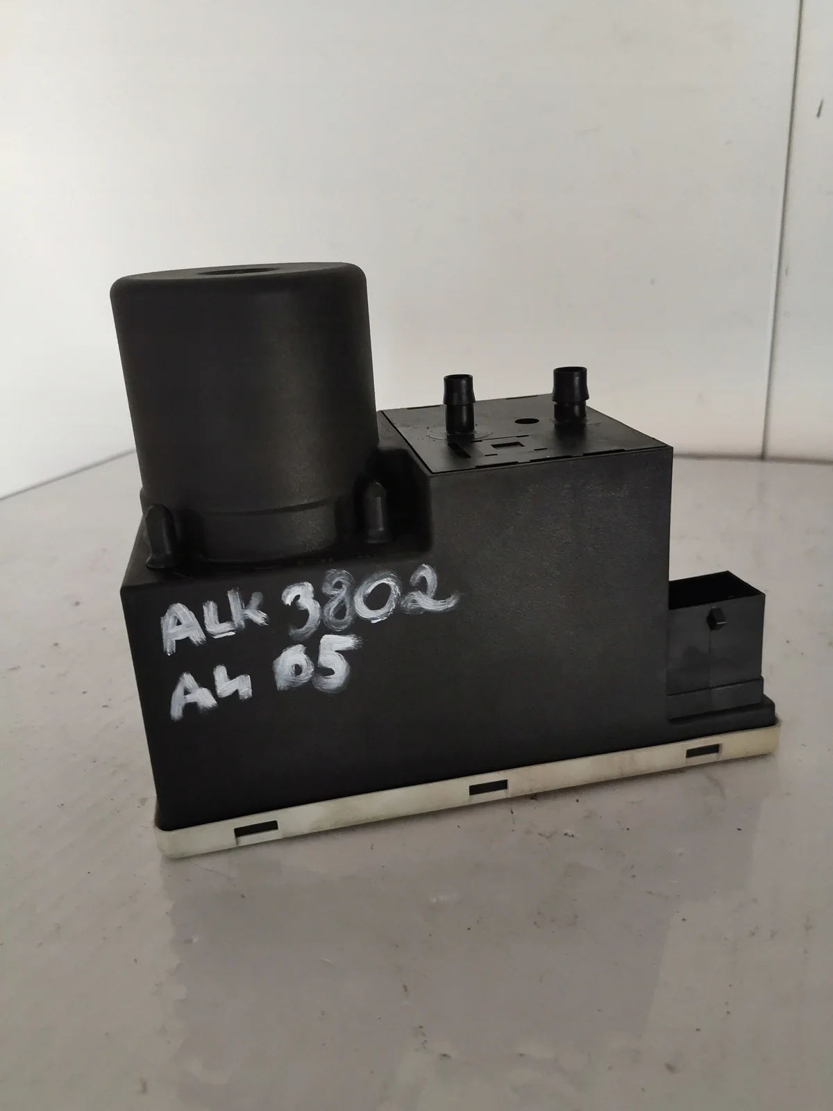 Bomba Cierre Centralizado Audi A3 A4 A6 8D0862257C