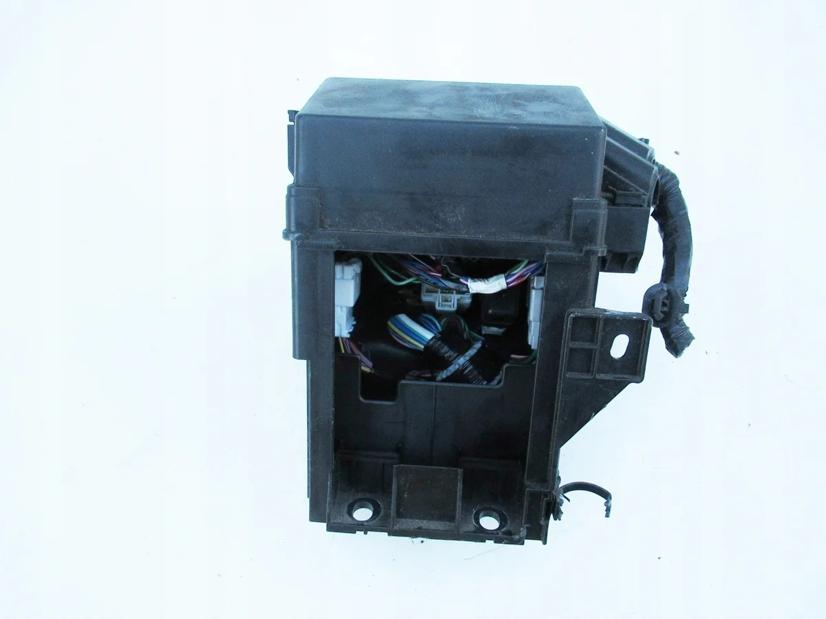 Nissan Micra K13 1.2 B Caja de fusibles 2000-12