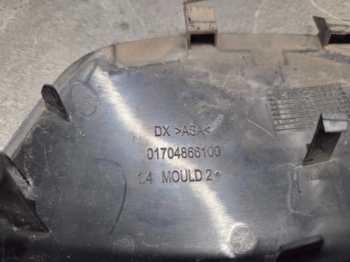 Tapa retrovisor derecho Fiat 500 Abart 01704866100 image 6