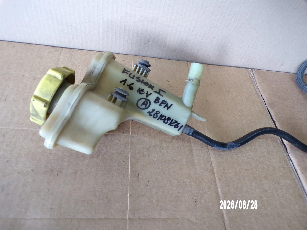 Ohjaustehostimen säiliö Ford Fusion 2S6C3531B