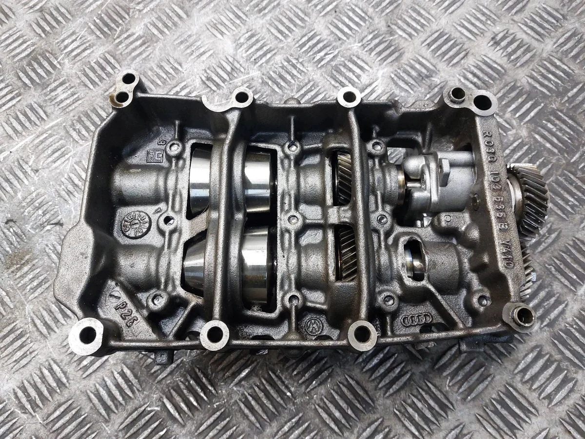 Ausgleichswellen Pumpe VW Passat 2.0 TDI 03G103535B