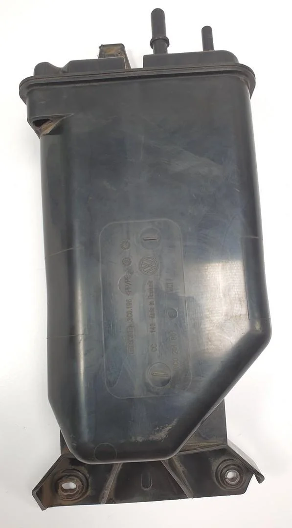 Filtro de carbón Volkswagen Passat 3C0201801E