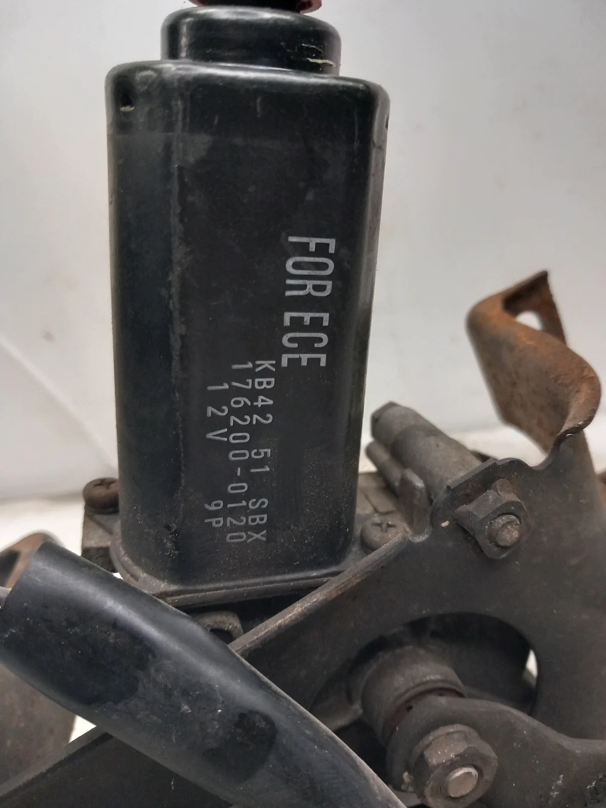 Stellmotor Scheinwerferverstellung Ford Probe 176200-0120