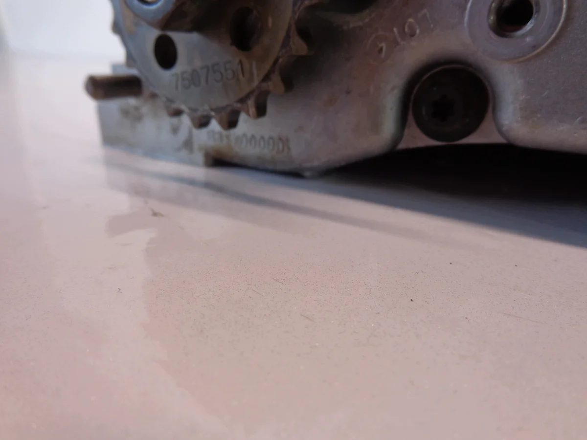 BMW E90 E91 320i N46 Oliepomp 10600044CB thumbnail 5