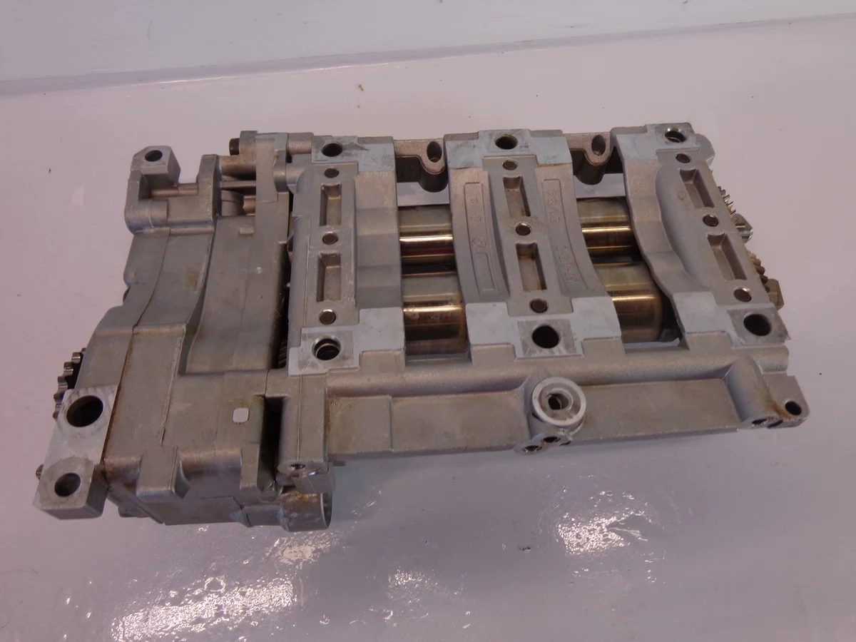 BMW E90 E91 320i N46 Oliepomp 10600044CB thumbnail 6