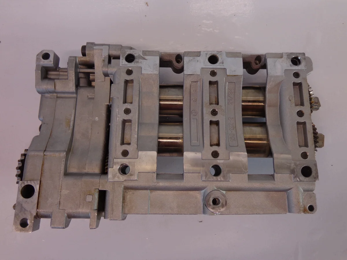 BMW E90 E91 320i N46 Oliepomp 10600044CB thumbnail 7