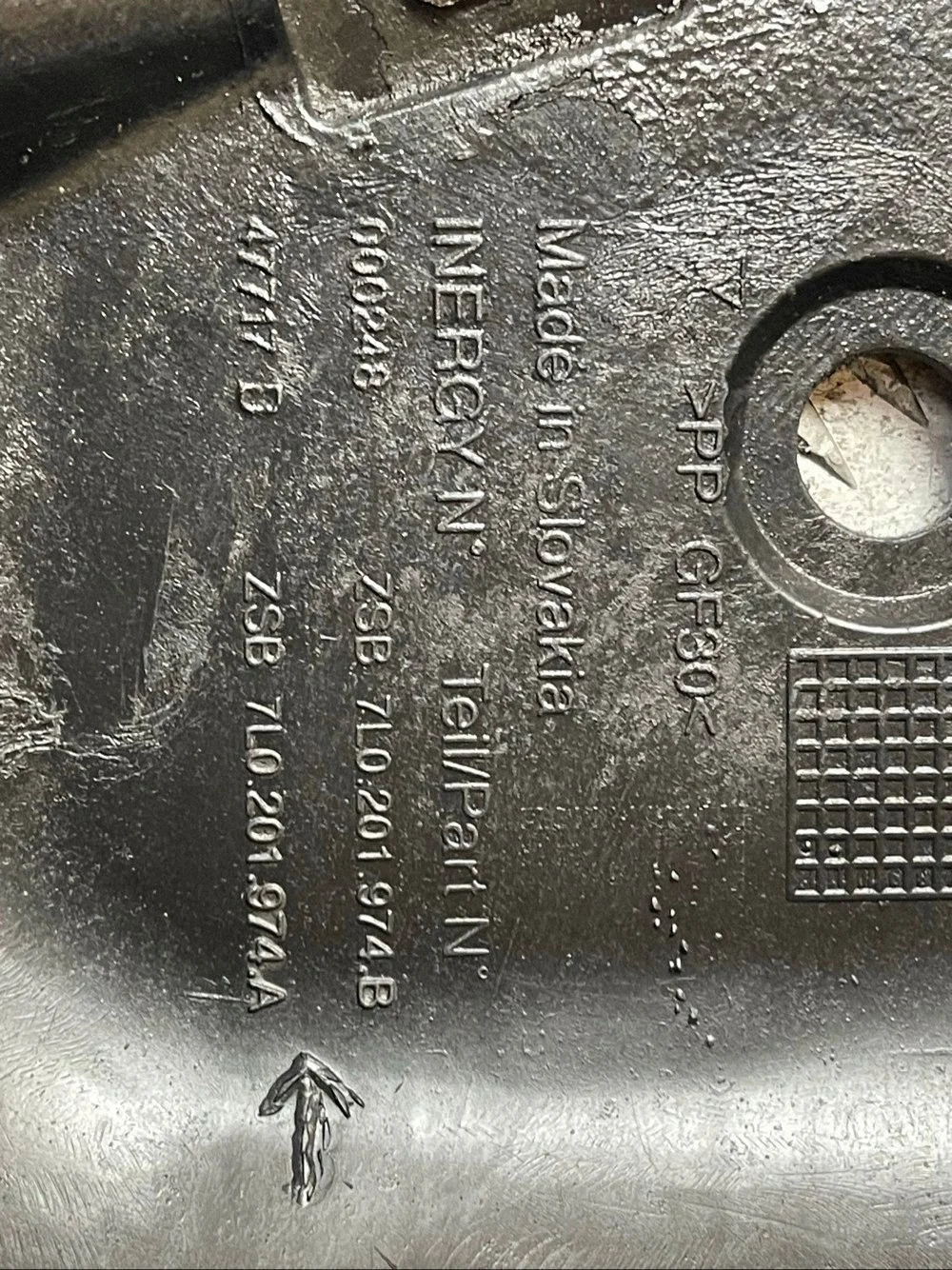 Cubierta depósito combustible Porsche Cayenne 7L0201974B thumbnail 6