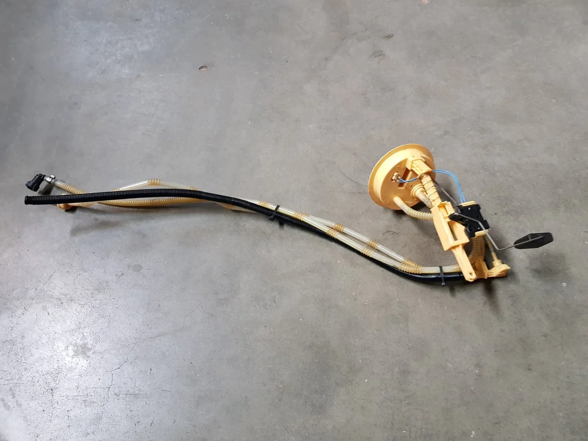Sensor nivel combustible BMW Serie 3 E90 E91 16117159160