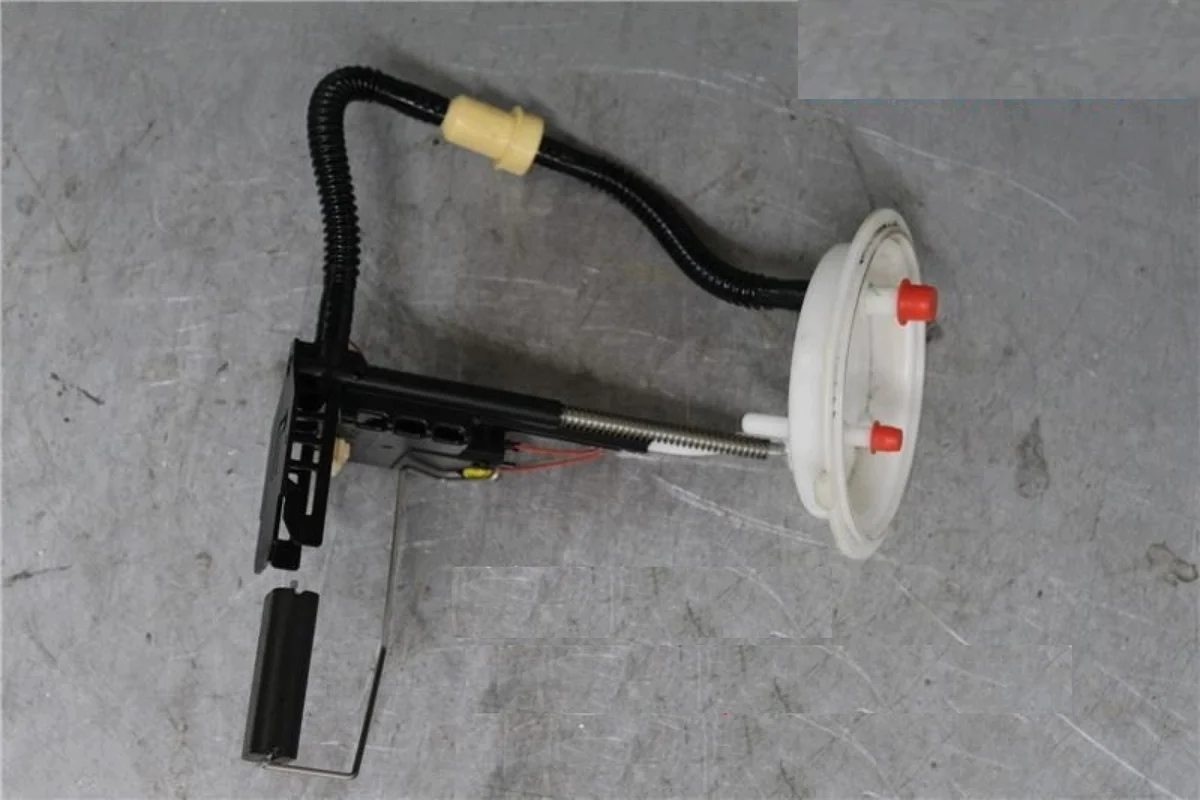 Sensor nivel combustible BMW 5 E60 E61 16147222316