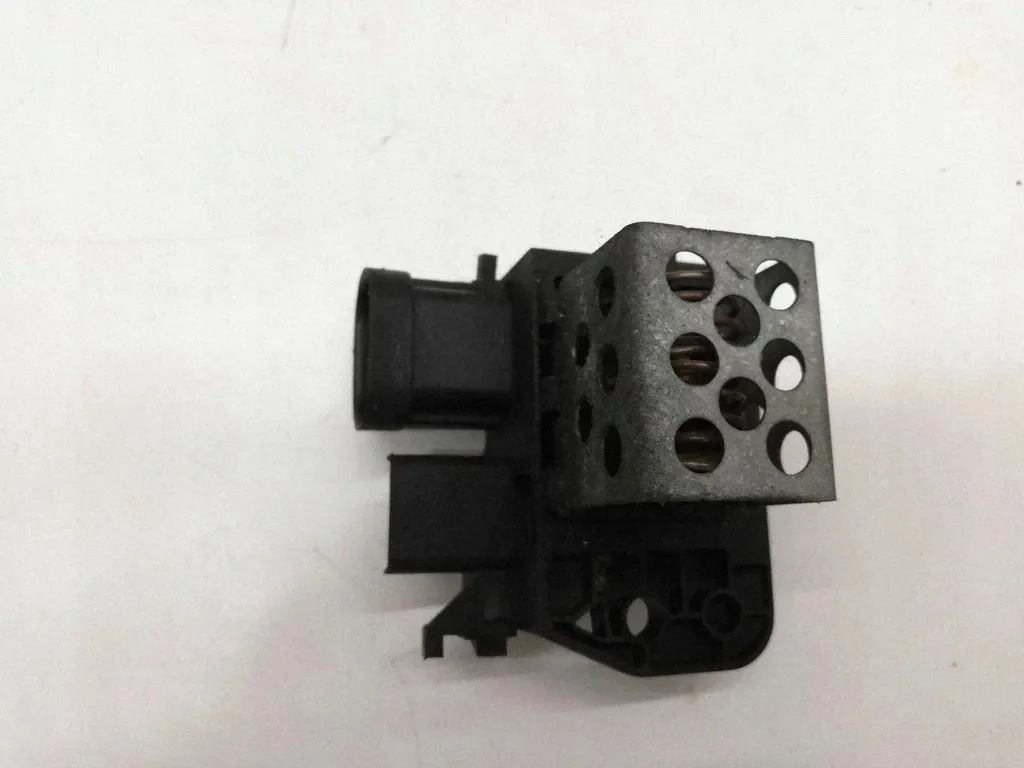 Heater Fan Relay Peugeot 308 9662240180