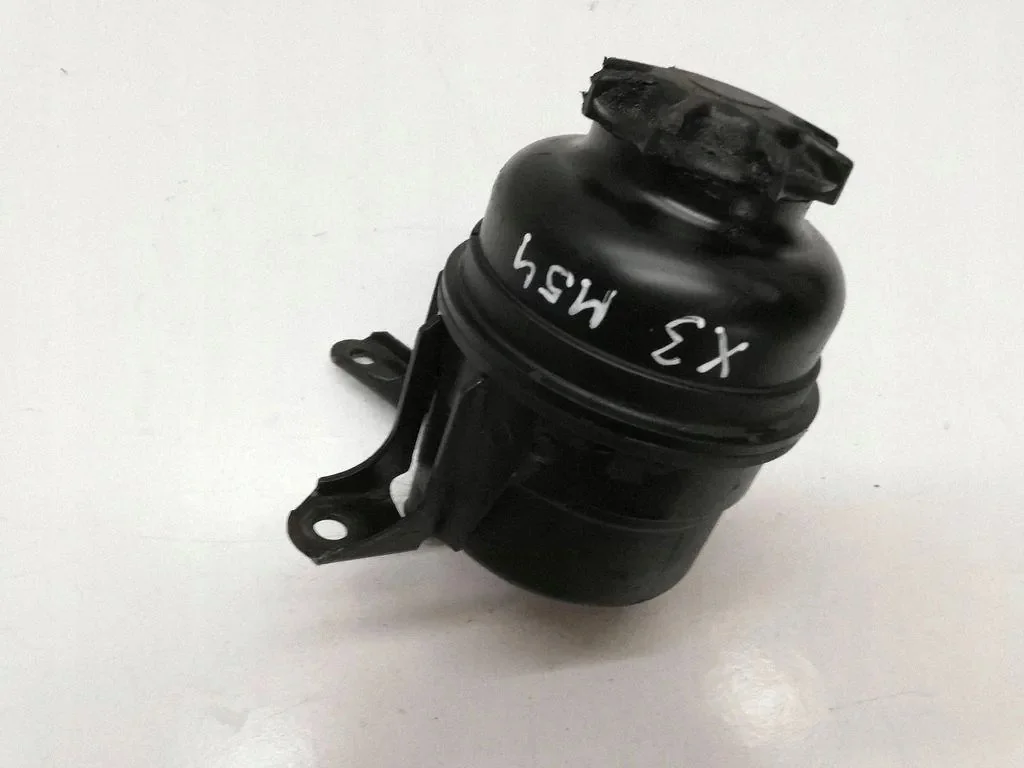 Power Steering Reservoir BMW X5 E70 X6 E71 32416851217