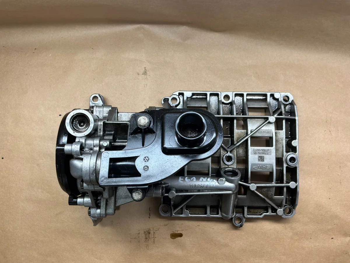 Oljepump BMW 5 E60 E61 N47D20A E61LCIpompaoleju thumbnail 4