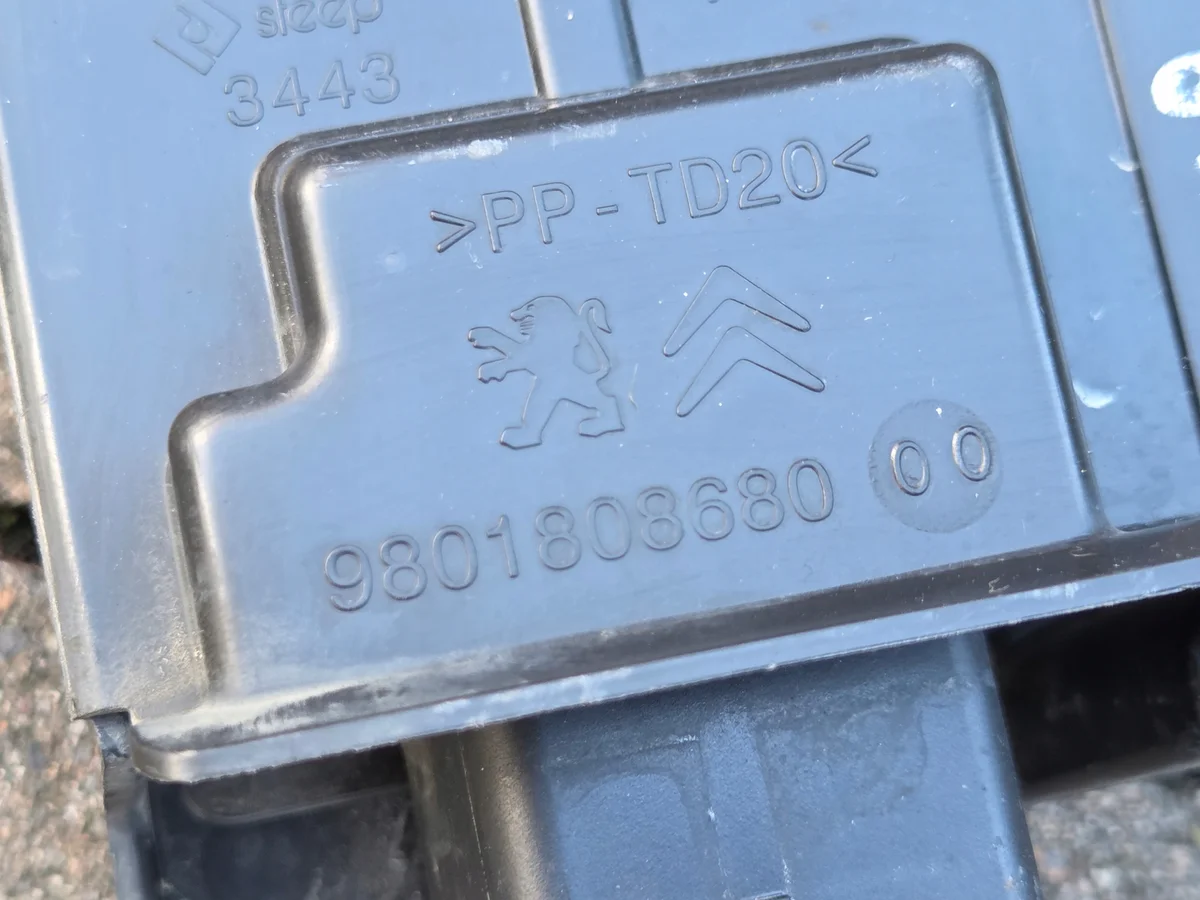 Start Stop Module Bosch 9677871680 image 5