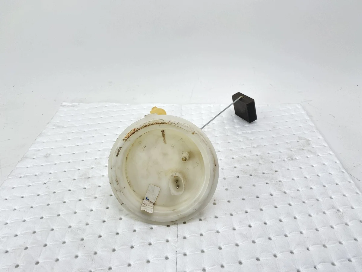 Brandstofniveausensor BMW 7 E65 E66 16117183794 image 3
