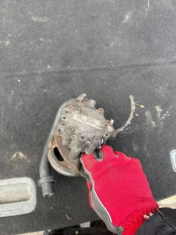 Bomba Peugeot 207 1.4 9655464980