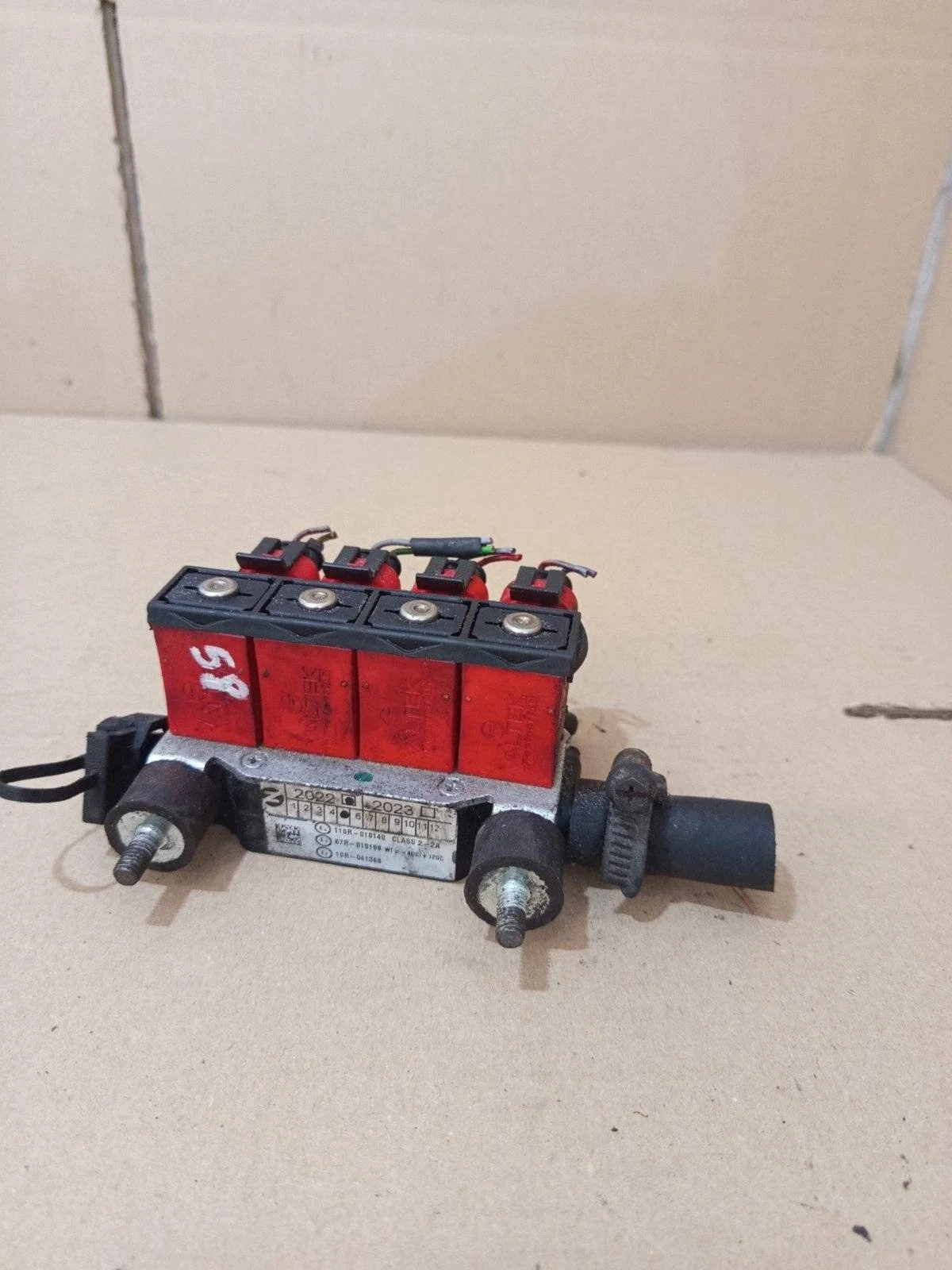 Kaasusuihkutuslista Valtek 110R010140