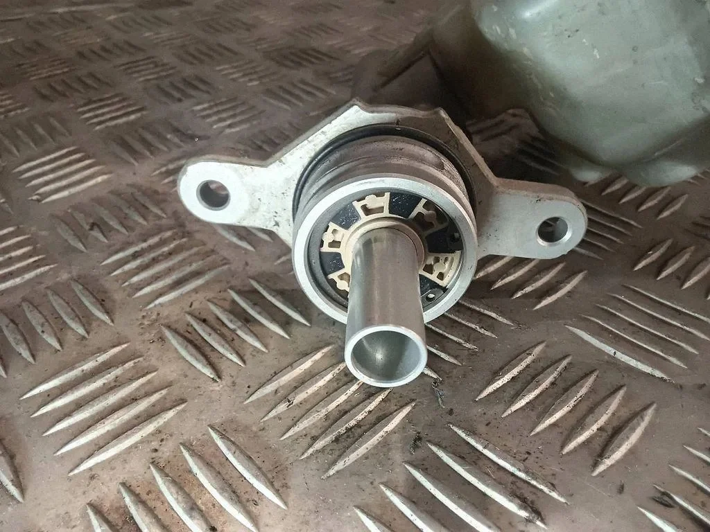 Bromscylinder VW Golf Plus 1K1614019B