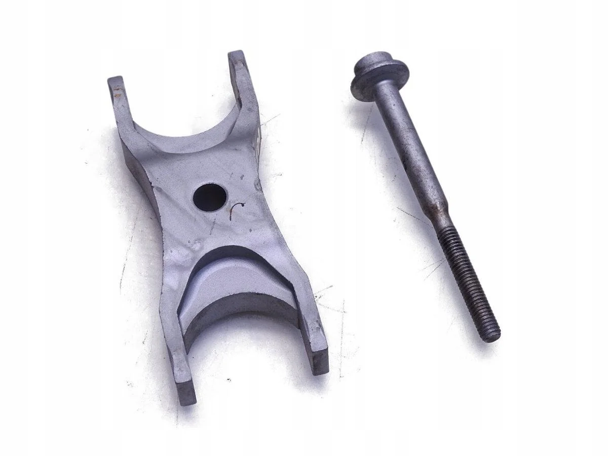 Audi Q3 8U 03L216A Support injecteur