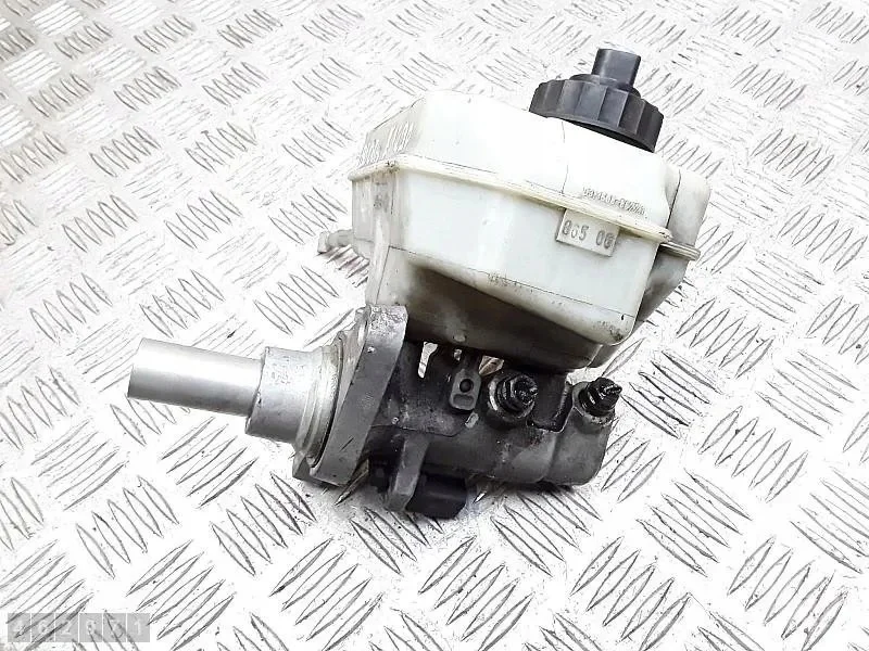 Bromscylinder VW Passat B7 3C1611301 image 4