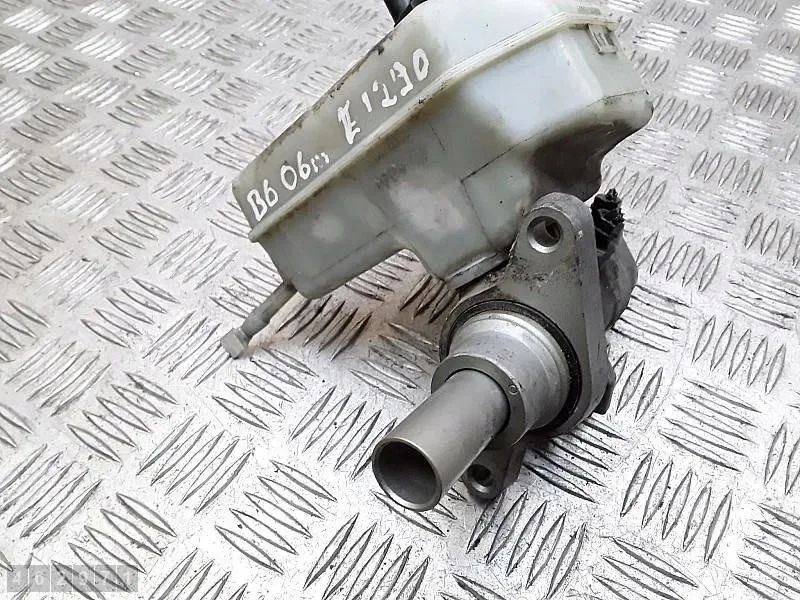 Bromscylinder VW Passat B7 3C1611301 image 6