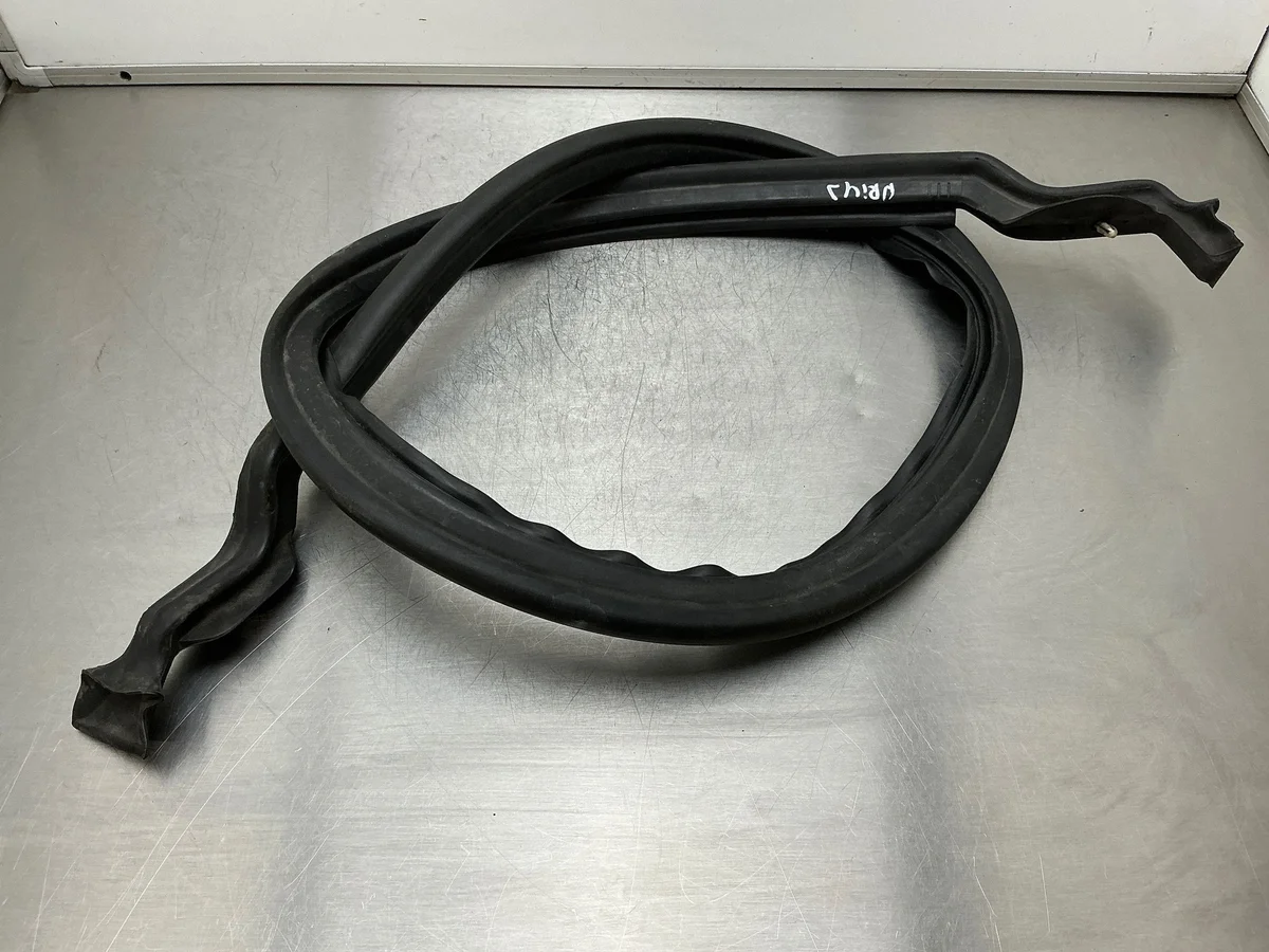 BMW 5 Series E60 E61 Hood Seal 7034163 image 4