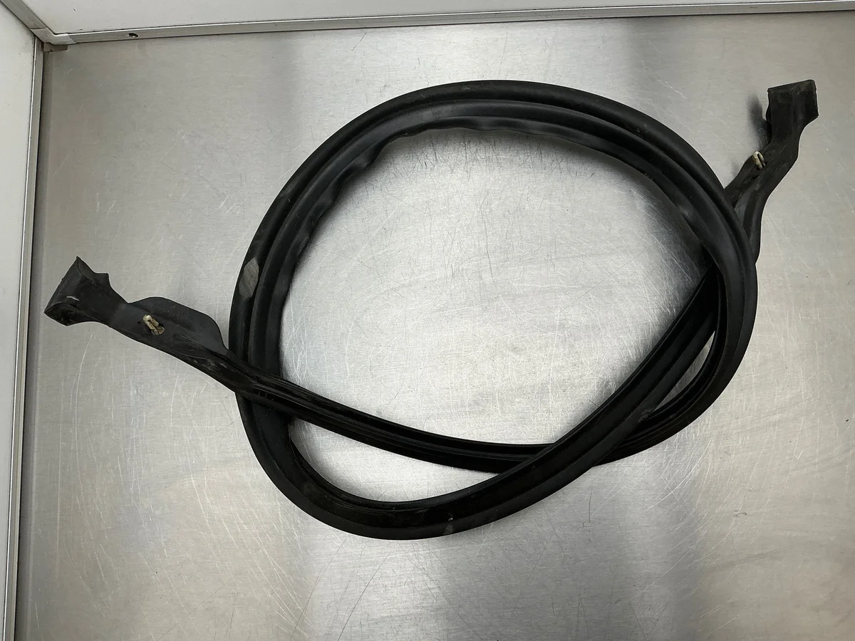 BMW 5 Series E60 E61 Hood Seal 7034163 image 5