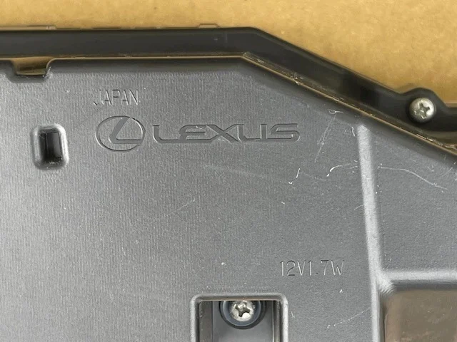 Luz central parachoques Lexus LC 81671-11020 thumbnail 6