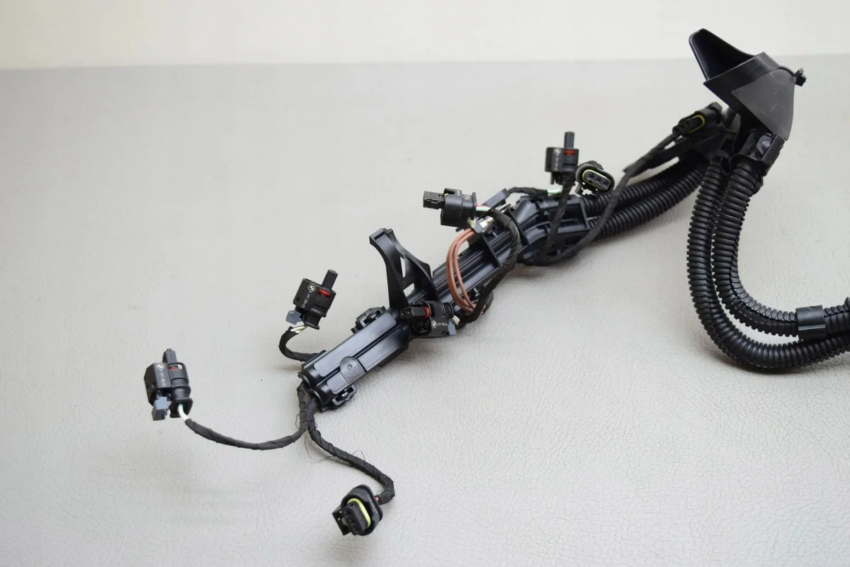 Faisceau injecteurs BMW X1 F48 F49 8643382 image 5