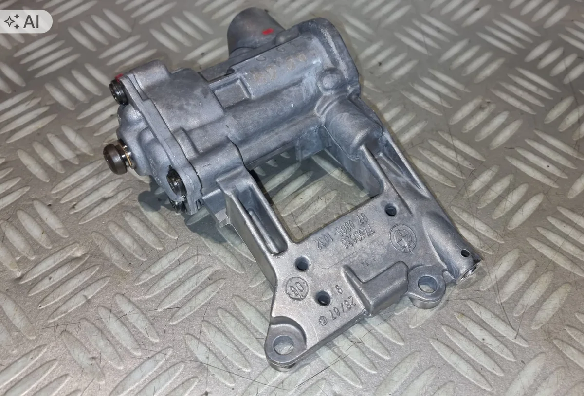 Oljepump BMW 3.0 D M57N 7789838