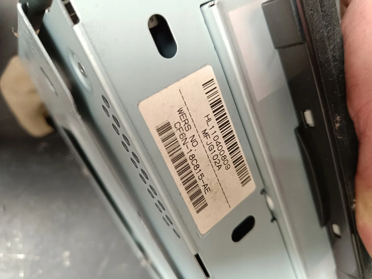 Land Rover Radio Navigation CF6N-18C815-AE image 8