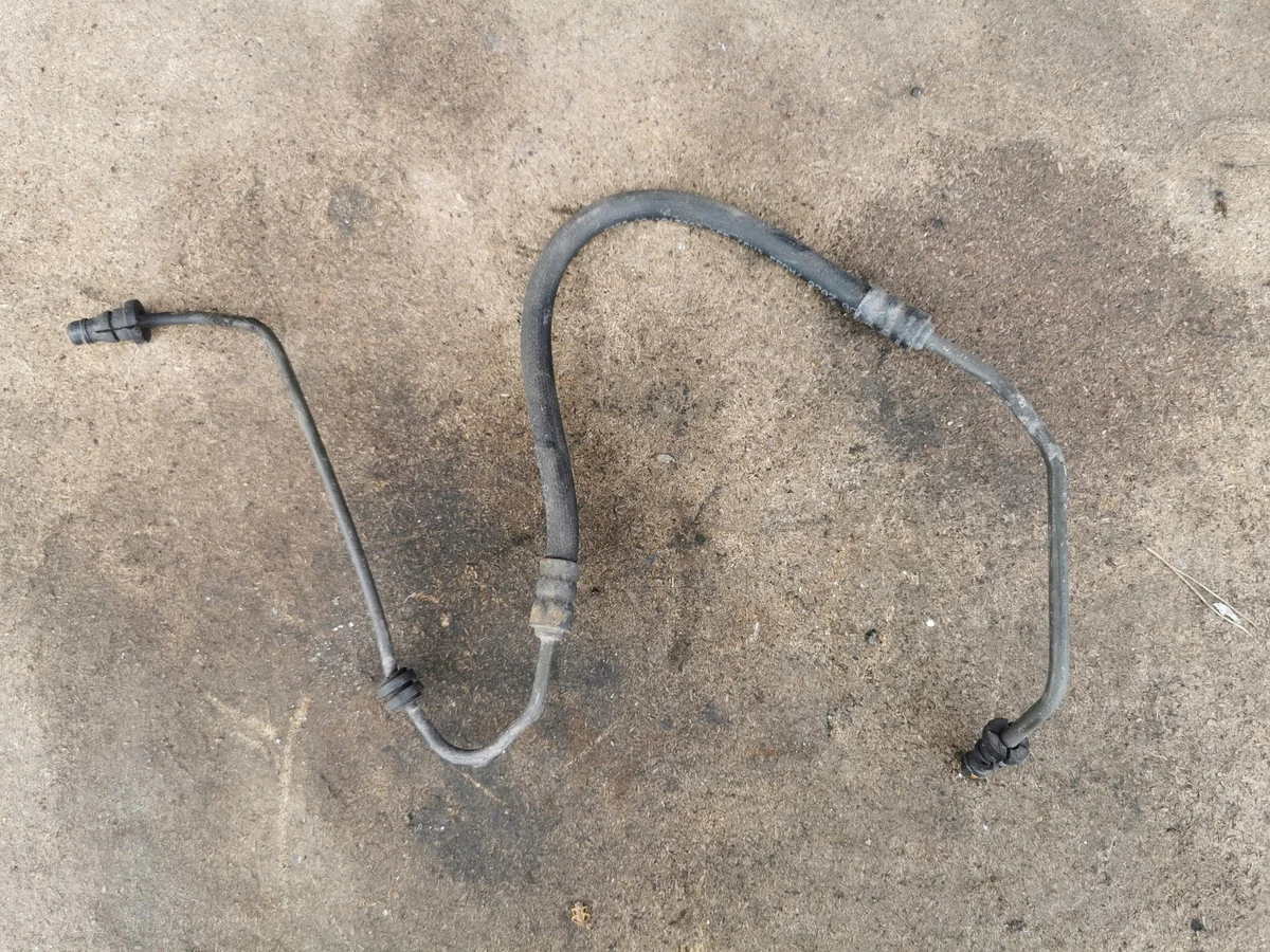 Tuyau d'embrayage VW Passat B6 1.9 TDI PASB650