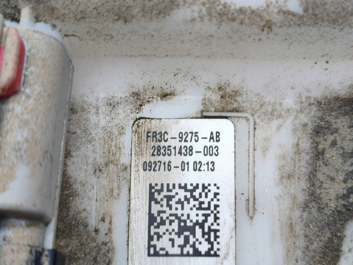 Ford Mustang VI Kraftstoffpumpenmodul FR3C9275AB image 3