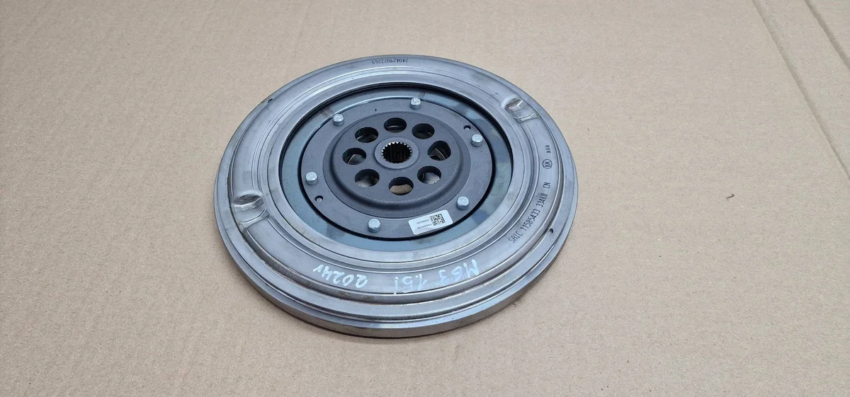 Ko­la­ma­sa­vipy­rä MG MG3 III 1.5 Hybrid 11585433