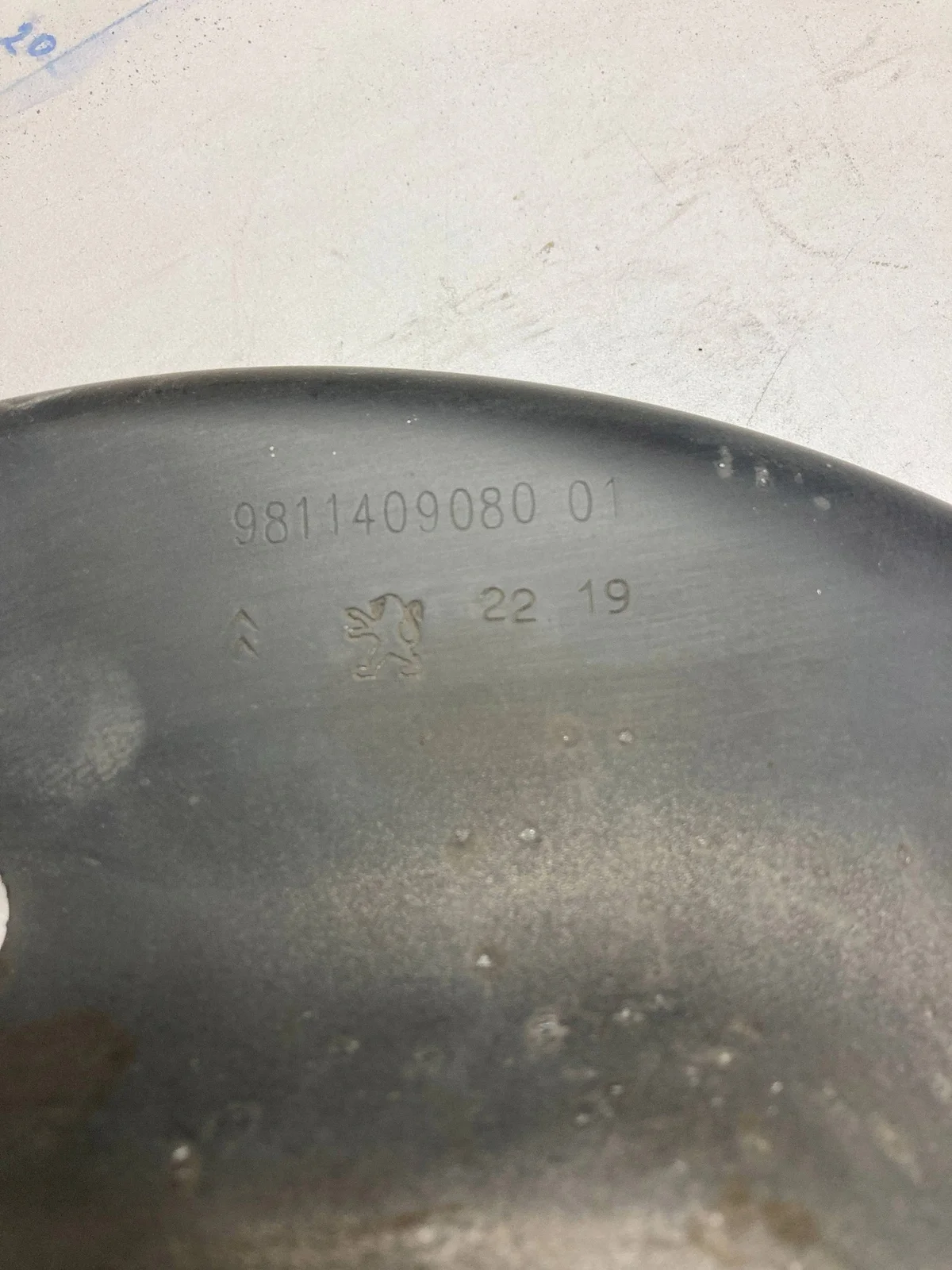 Abdeckung Bremsscheibe hinten links Peugeot 308 9811409080 image 3