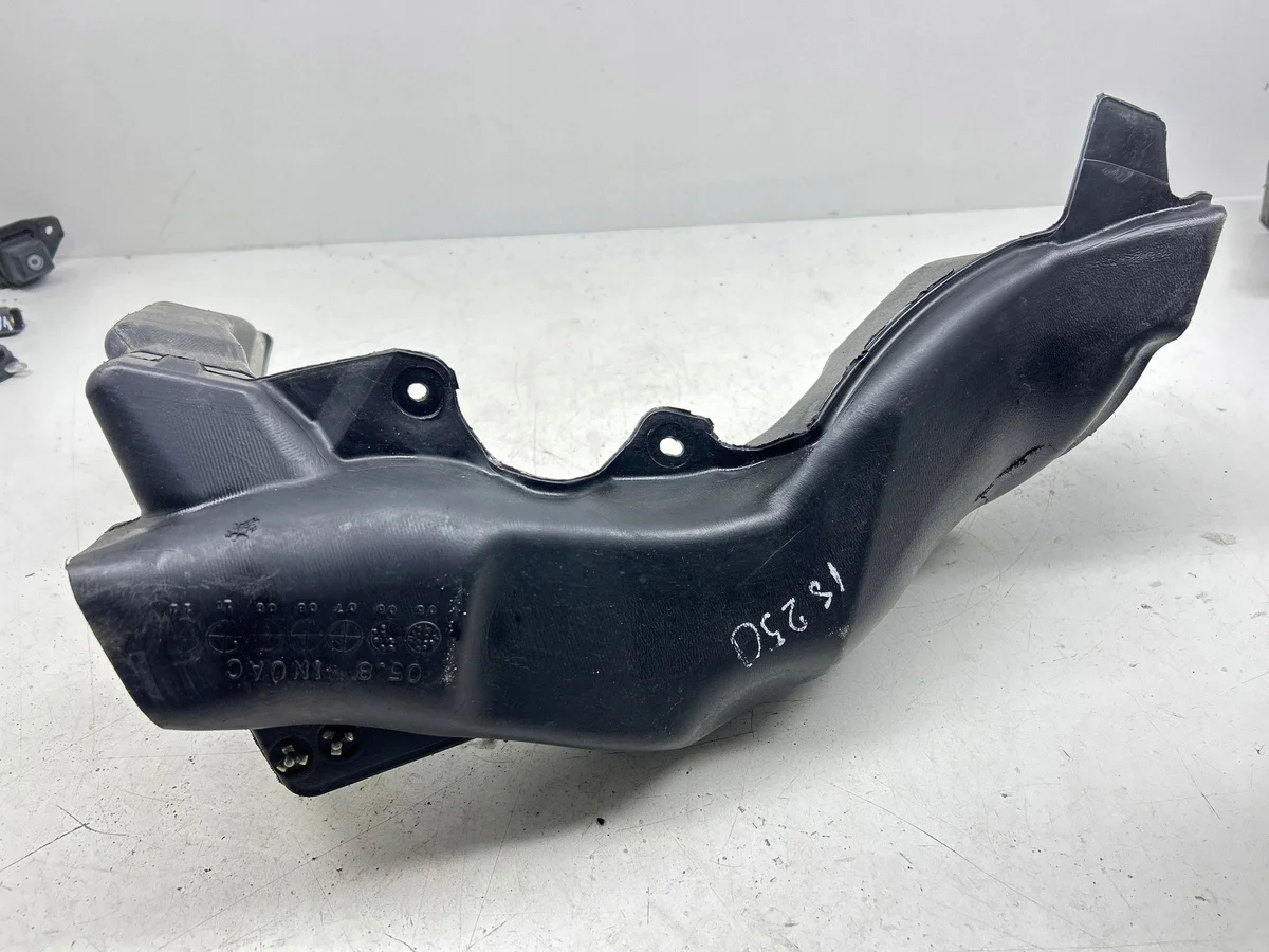 Prise d'air frein Lexus IS 220D-250-350 5320953010