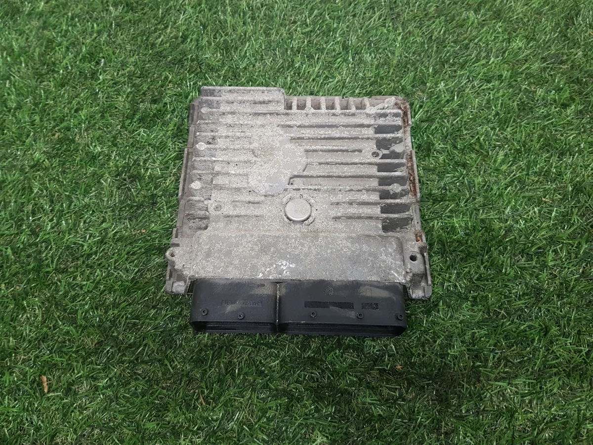 Calculateur moteur Volkswagen Golf 6 03L906023B