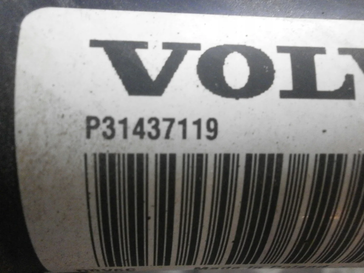 Volvo Drive Shaft 31437119