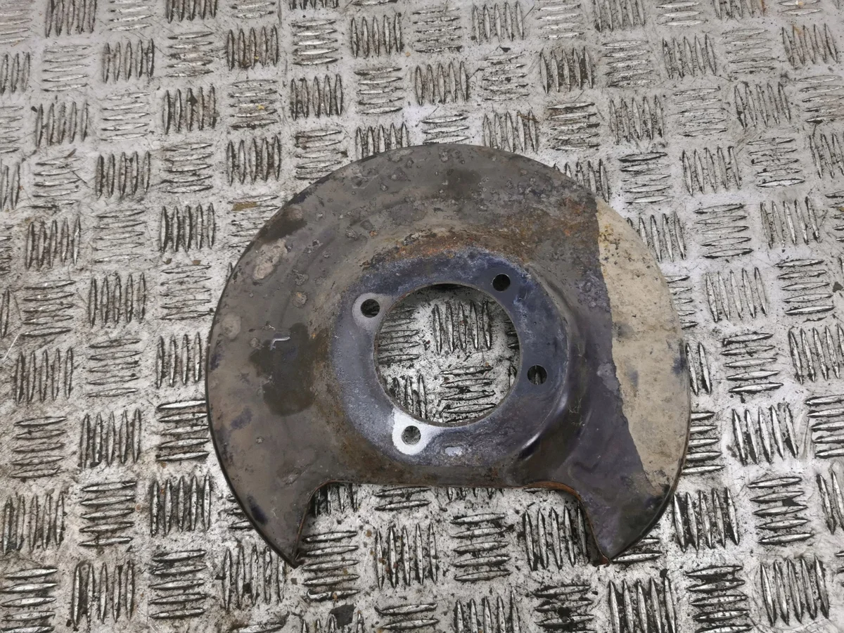 Chevrolet Orlando Bremsscheibenabdeckung links AMD148171 image 5